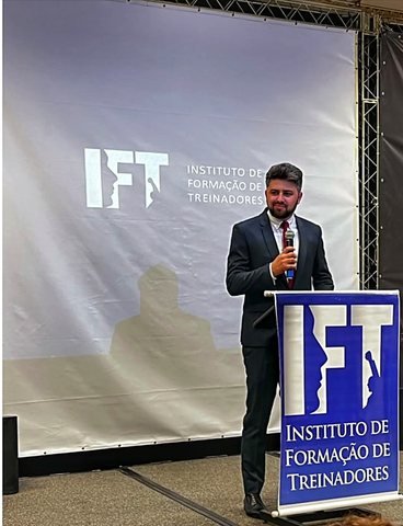 Jean no palco do IFT